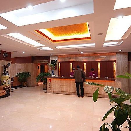 Tangyin Hotel Dalian Interno foto